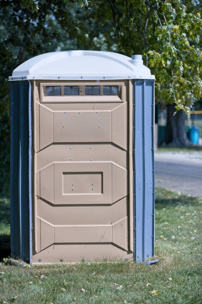 Portable Toilet Options We Offer in Waynesville, NC